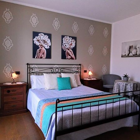 Villa Bonetti Костермано Номер фото
